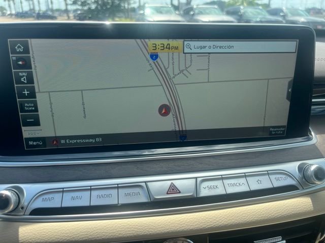 Used 2020 White Kia Luxury image 13