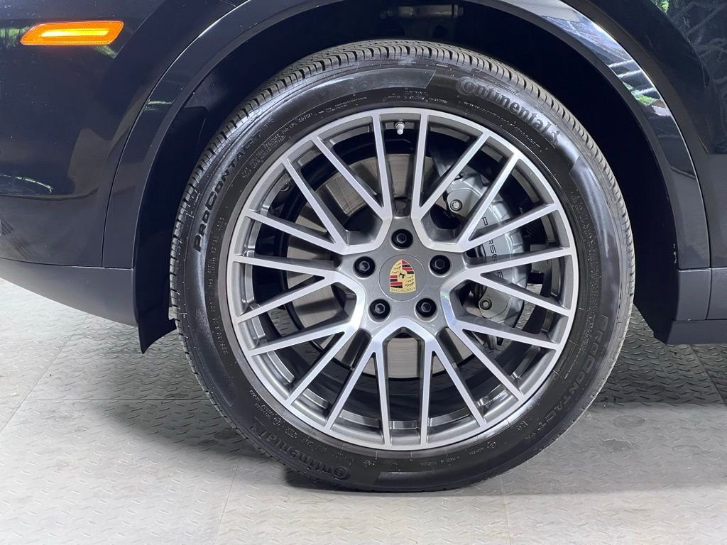 Certified Used 2023  Porsche S image 11