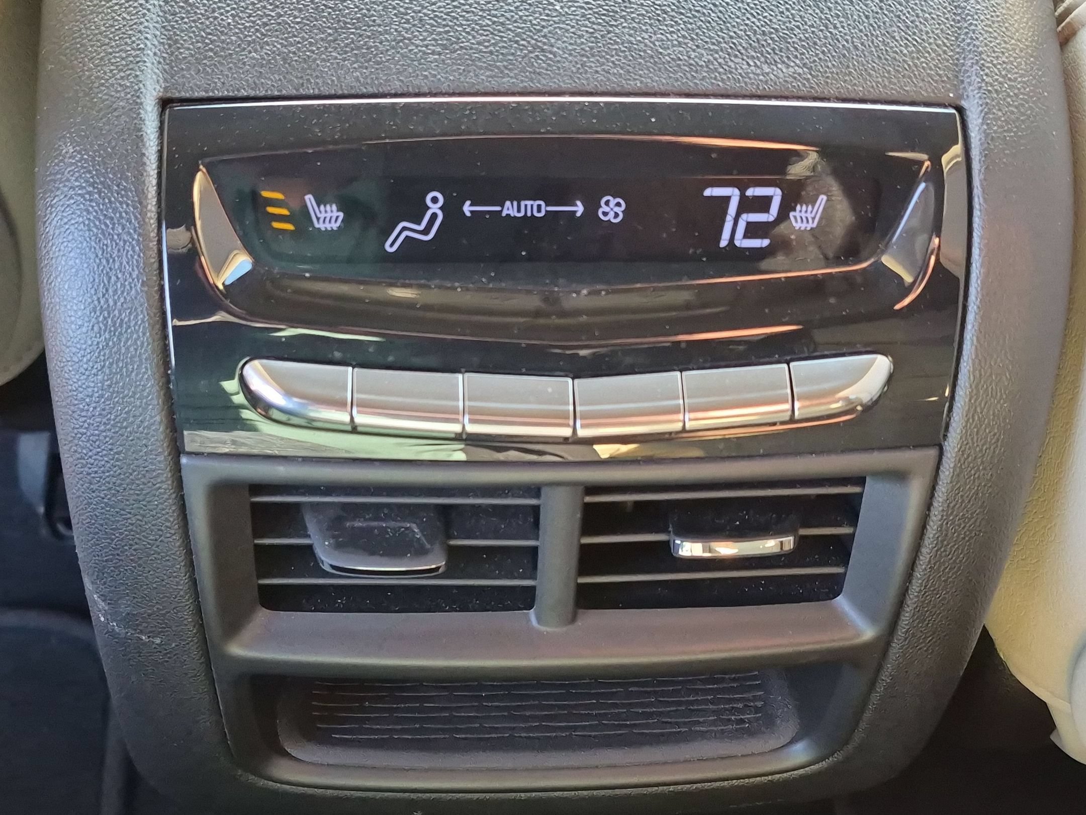 Used 2019 Crystal White Tricoat Cadillac Premium Luxury FWD image 40