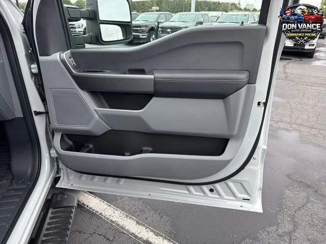 New 2026 Avalanche Ford F-250® XLT image 26