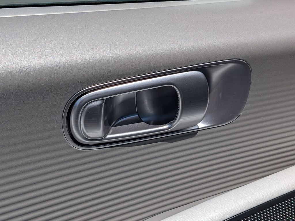 2025 Hyundai IONIQ 6 SEL - Photo 13