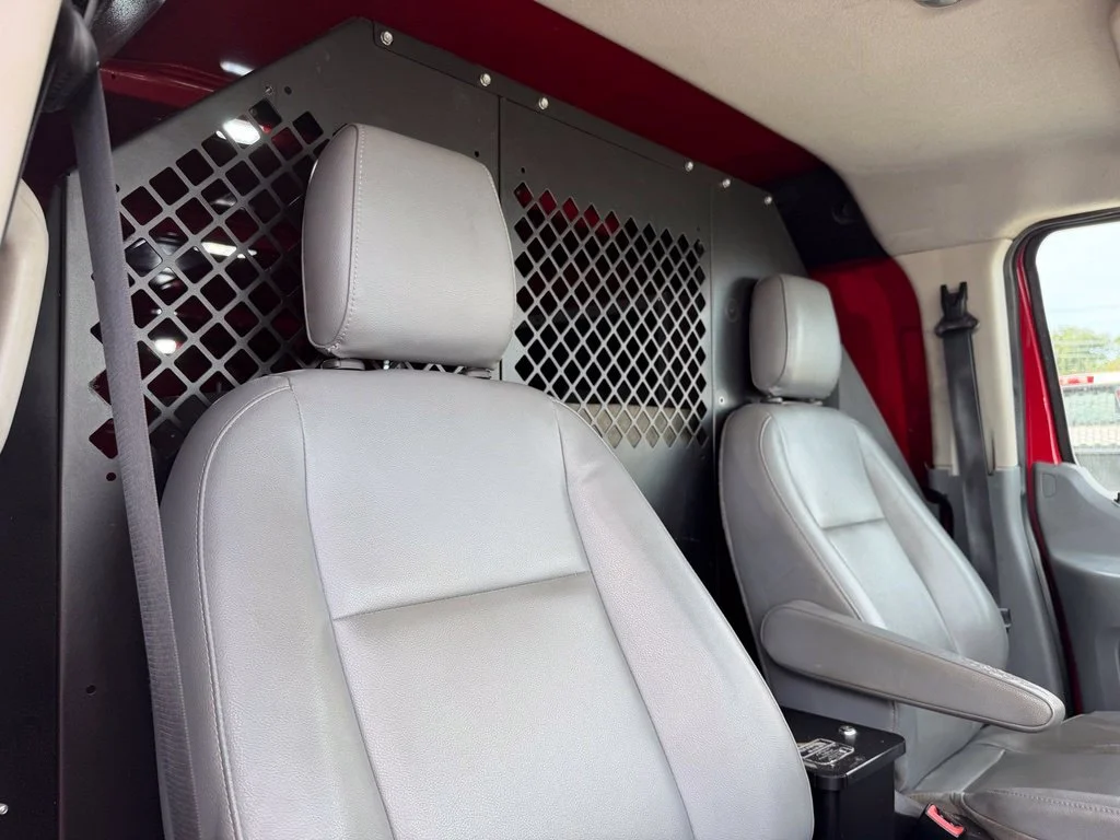 Used 2015 Red Ford Base image 13