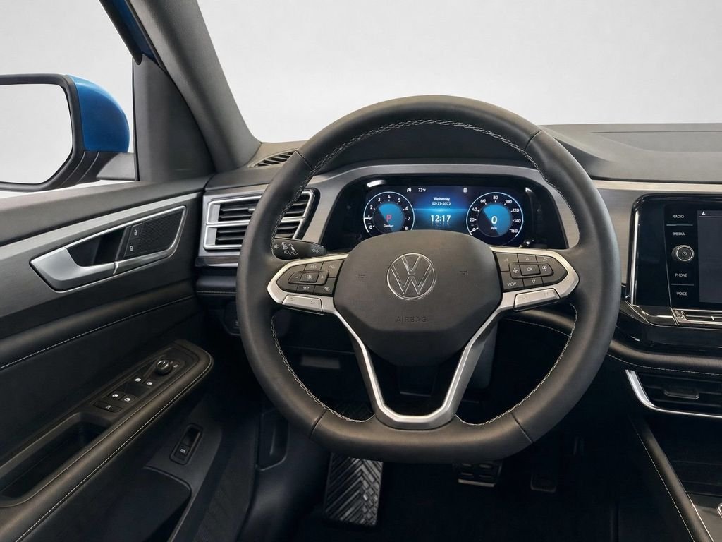 Used 2024 Blue Volkswagen 2.0T SE w/Technology image 23