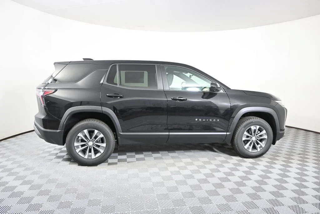 New 2026 Mosaic Black Metallic Chevrolet LT image 7