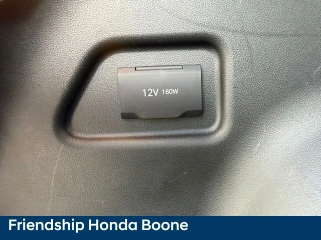 Used 2022 Black Hyundai SEL image 36