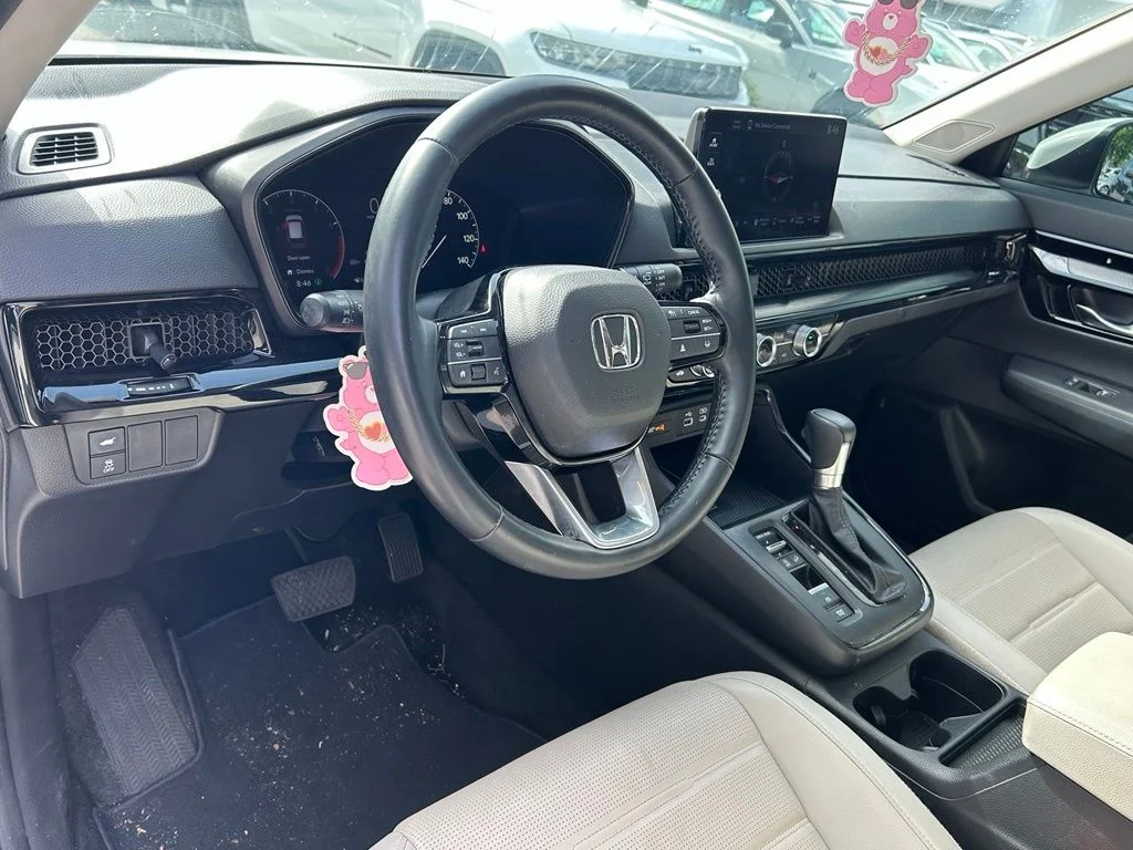 Used 2025 White Honda EX-L image 9