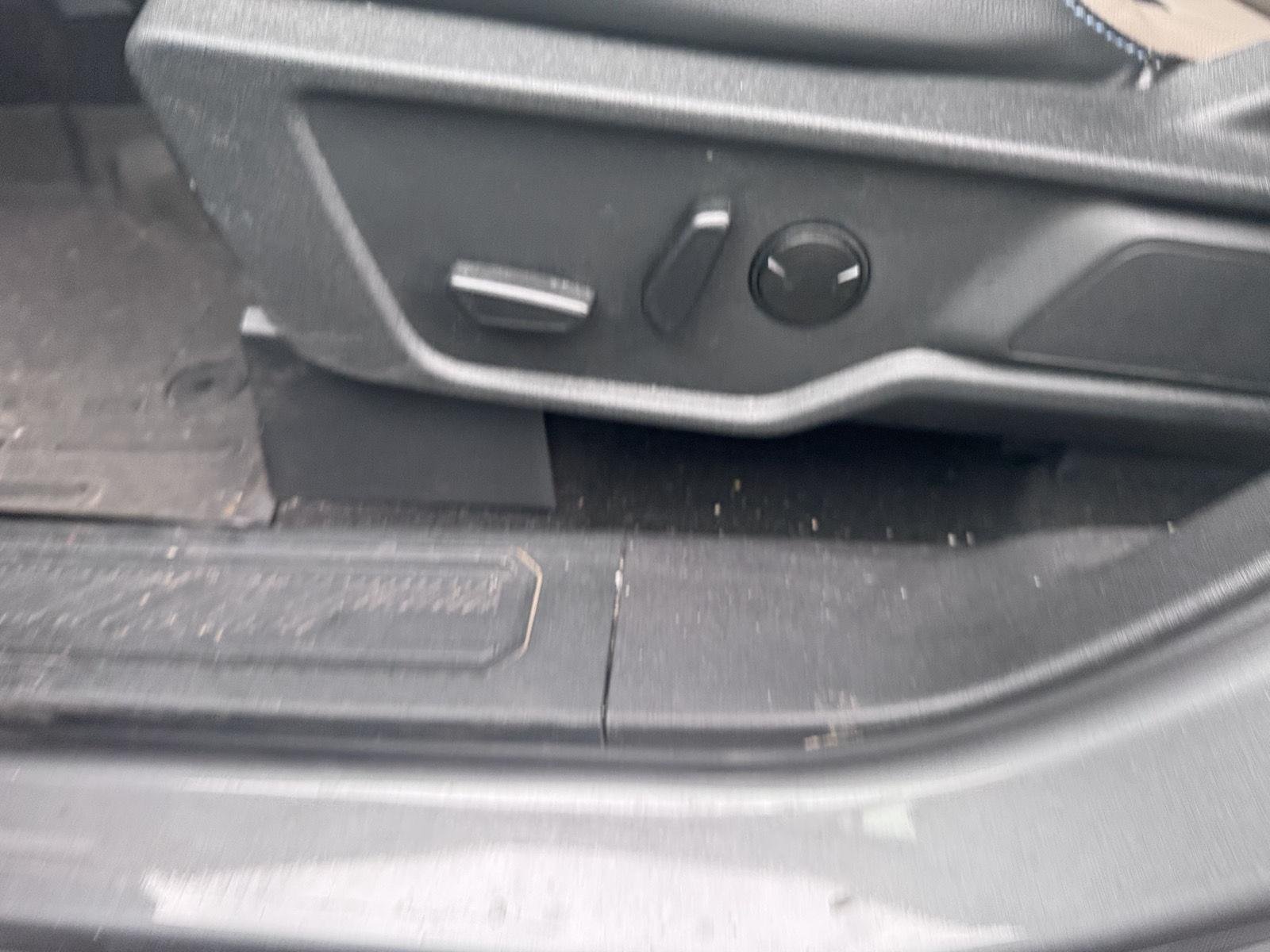 Used 2023 Carbonized Gray Ford Wildtrak Advanced image 12