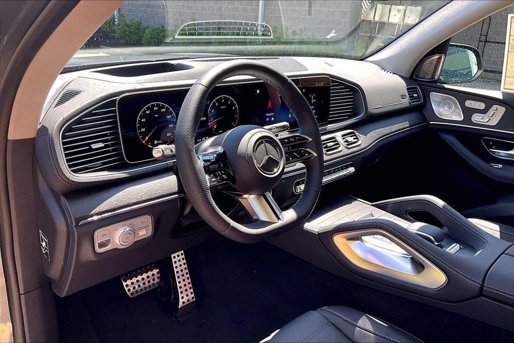 New 2026 Selenite Grey Metallic Mercedes-Benz GLS 450 image 20