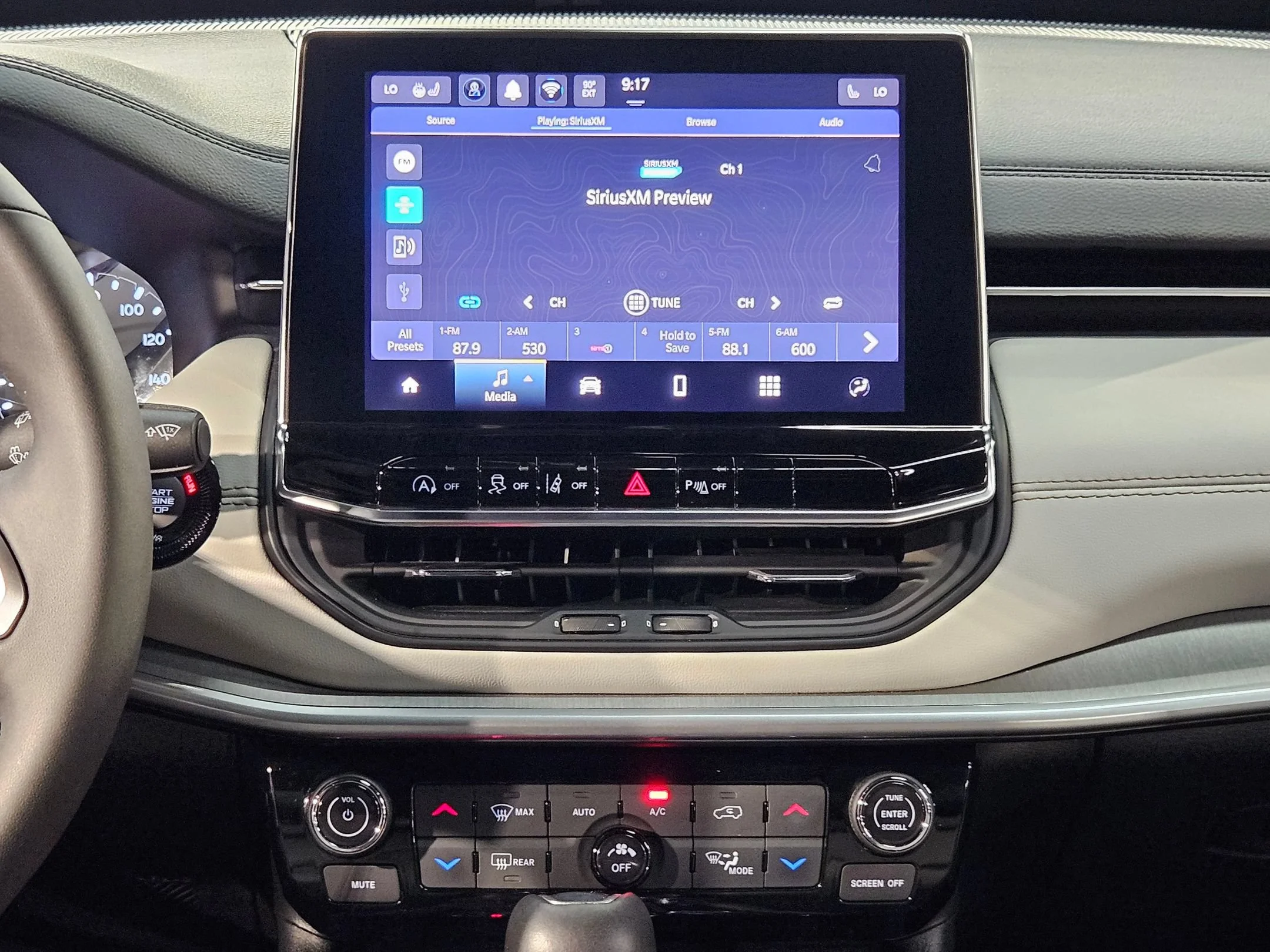 2025 Jeep Compass Limited - Photo 16