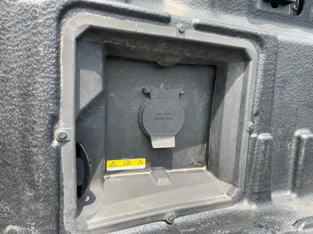 Used 2023 Black Ford XLT image 34