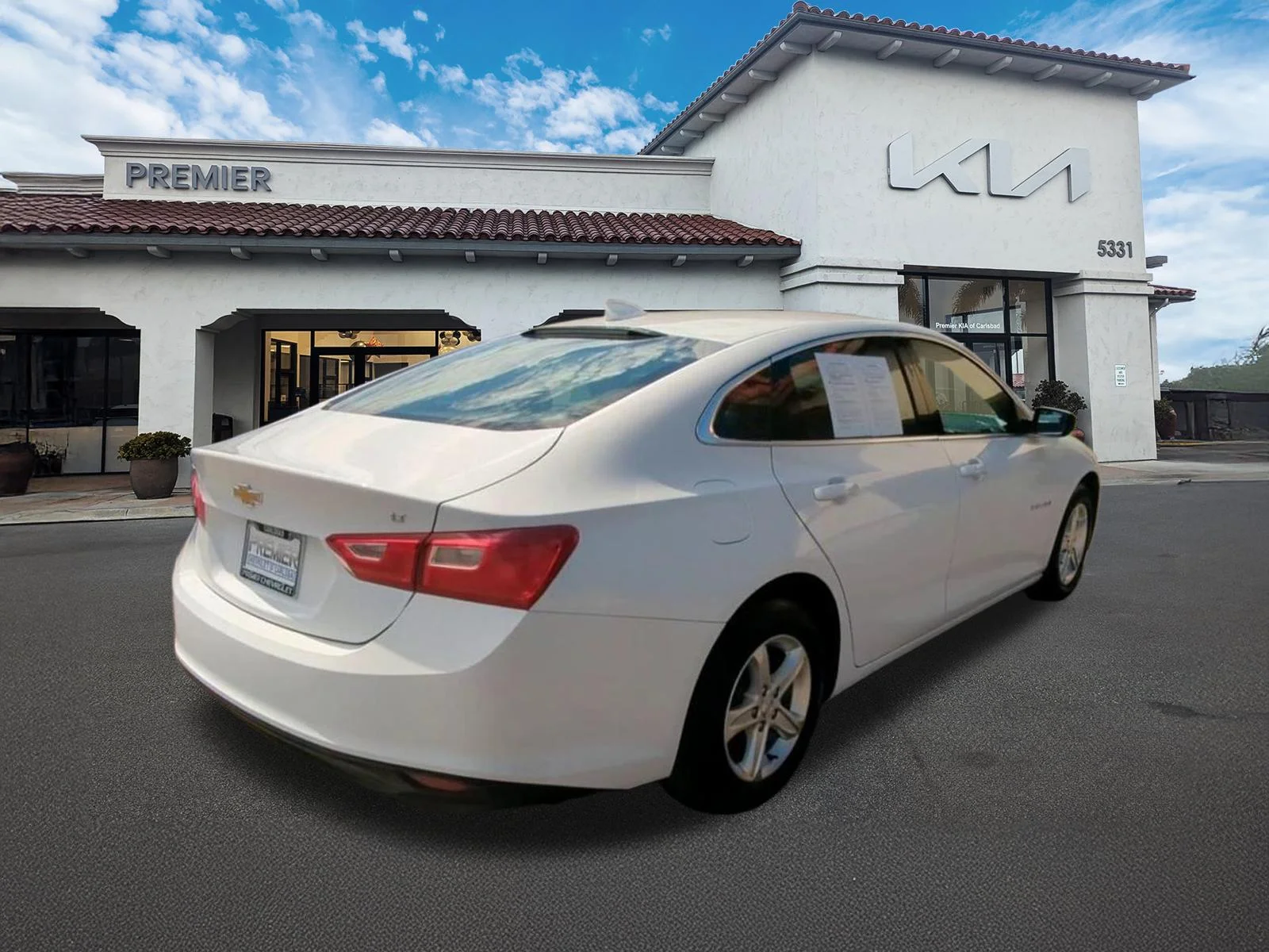 Used 2023 Summit White Chevrolet LT image 7