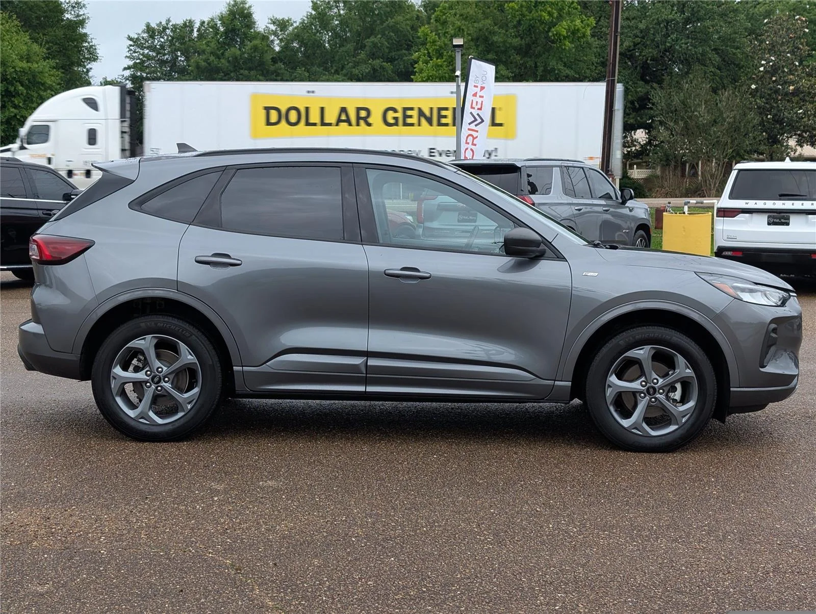 2024 Ford Escape ST-Line - Photo 6