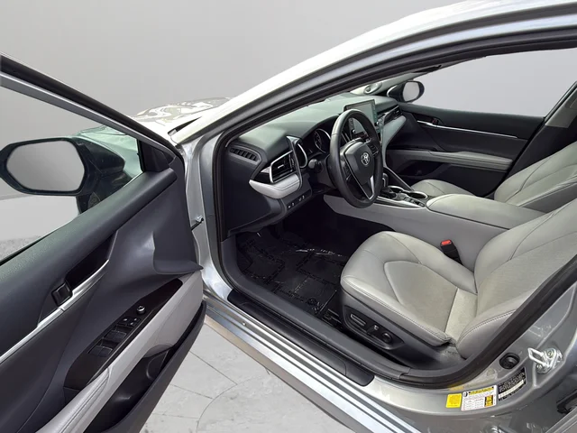 Used 2024 Silver Toyota XLE image 34