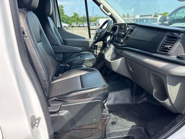 Used 2025 Oxford White Ford Base image 13