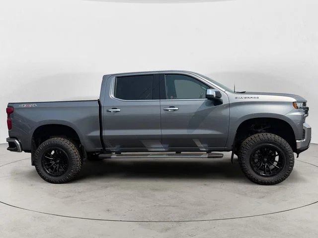Used 2021 Gray Chevrolet LTZ image 4