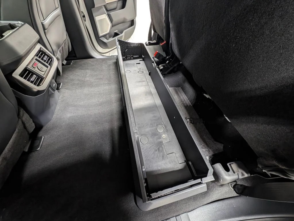New 2026 Star White Metallic Tri-Coat Ford F-250® Platinum® image 23