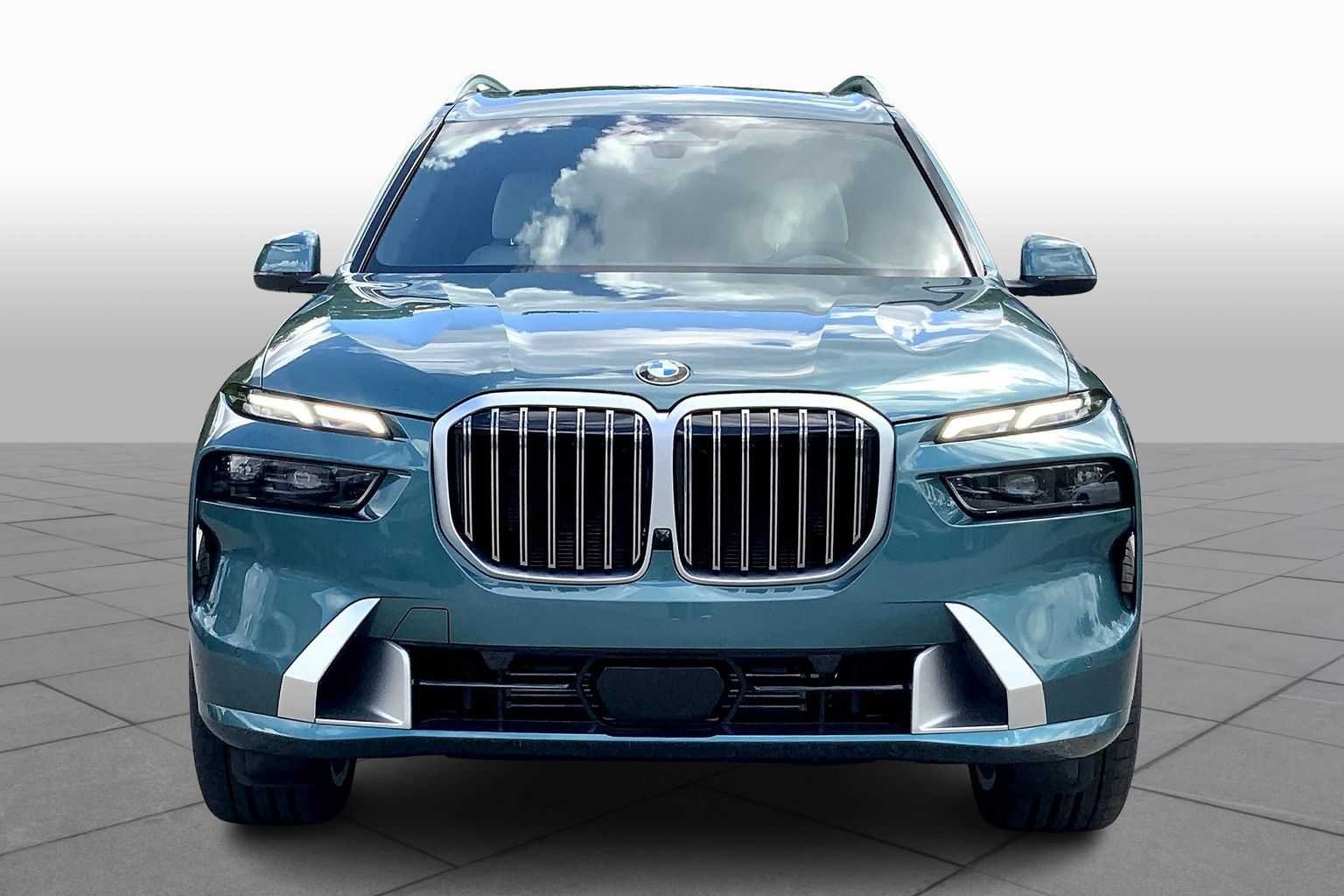 Used 2026 Blue Ridge Mountain Metallic BMW xDrive40i image 3