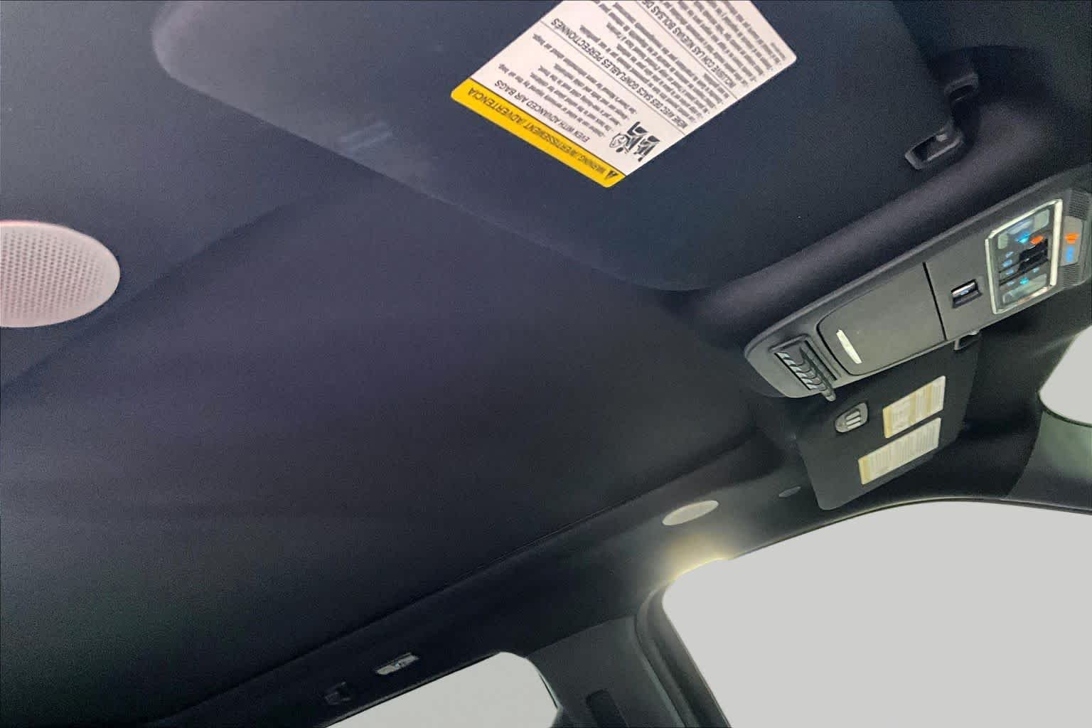 Used 2022 Antimatter Blue Metallic Ford Raptor image 14