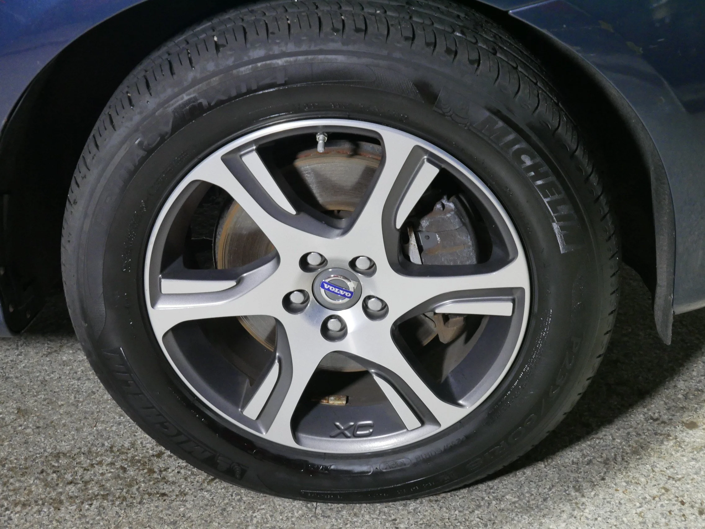 Used 2015 Caspian Blue Metallic Volvo T6 image 15
