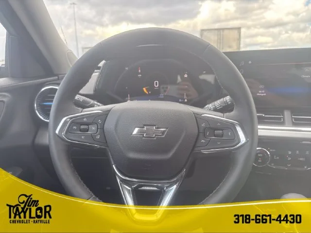 2026 Chevrolet Trax LT - Photo 17