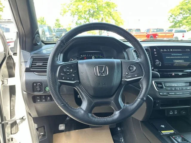 Used 2025 Silver Honda TrailSport image 13