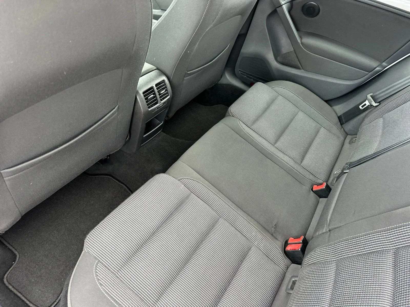 Used 2011 White Volkswagen TDI image 12
