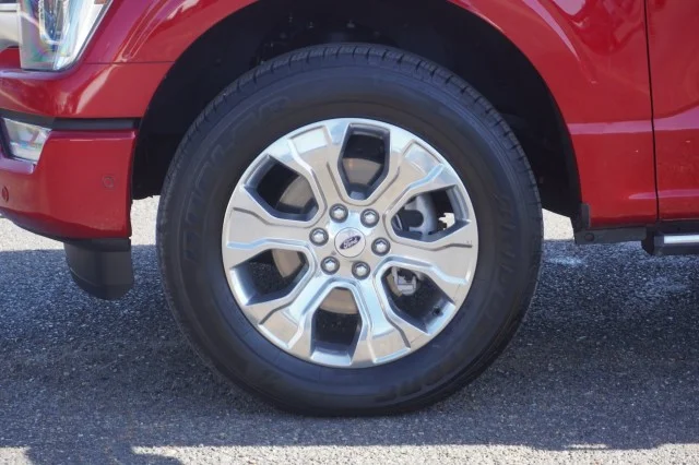 2023 Ford F-150 Platinum - Photo 13