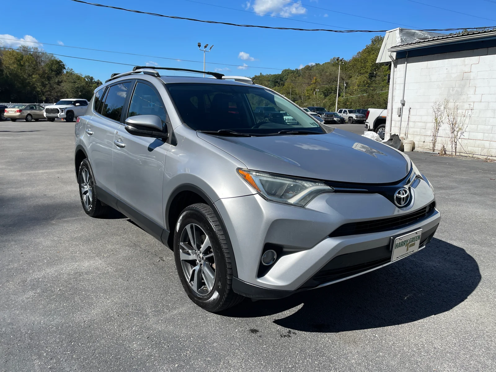 Used 2016 Silver Sky Metallic Toyota XLE image 3