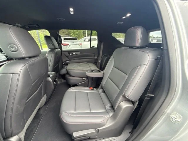 Used 2024 Gray Chevrolet Z71 image 35