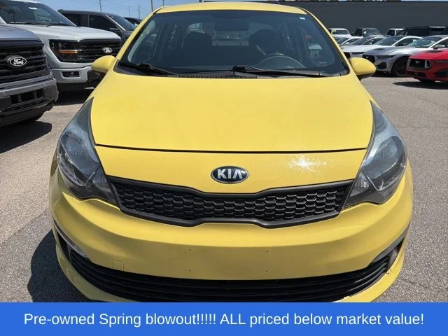 Used 2016 Yellow Kia LX image 21