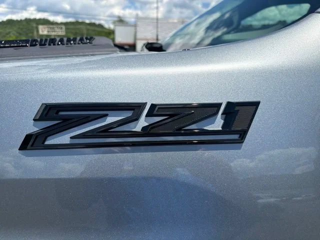 New 2026 Sterling Gray Metallic Chevrolet LT image 18