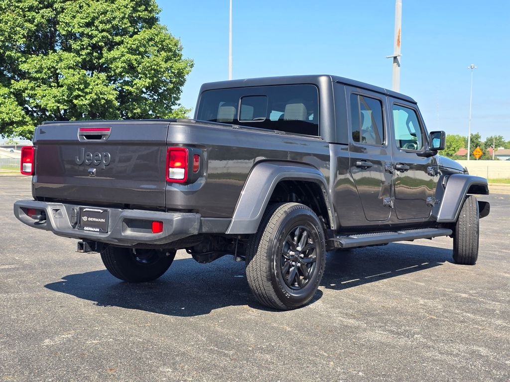 Used 2023 Gray Jeep Sport S image 14