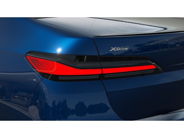 New 2026 Tanzanite Blue II Metallic BMW 760i xDrive image 8