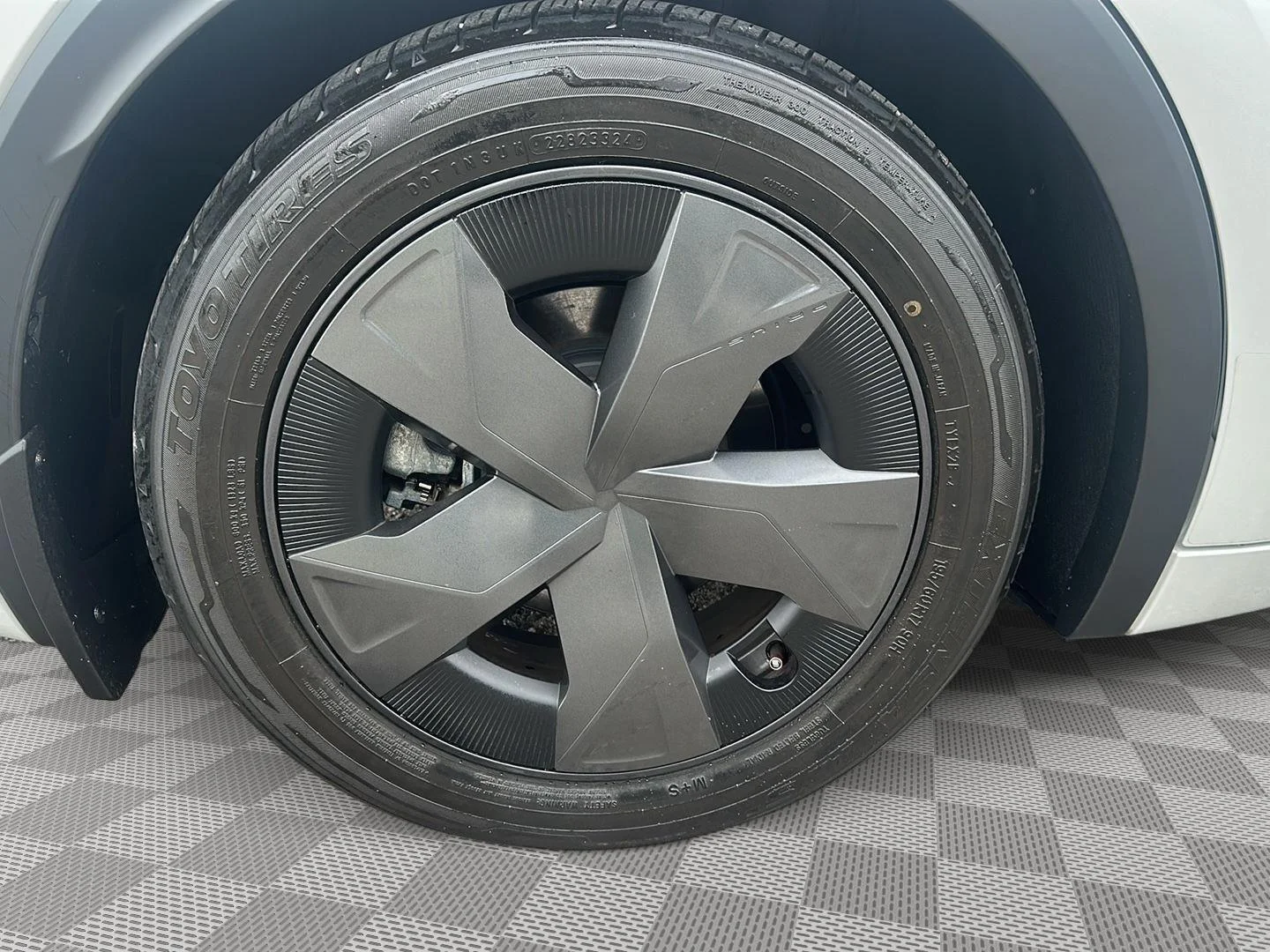 Used 2024 Wind Chill Pearl Toyota SE image 20