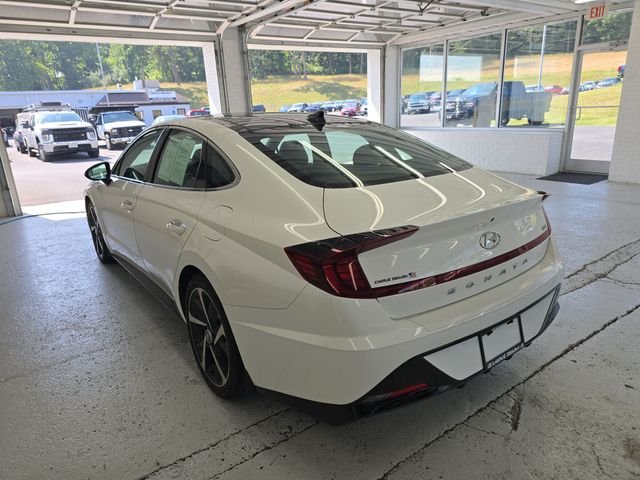 Used 2022 Gray Hyundai SEL Plus image 3