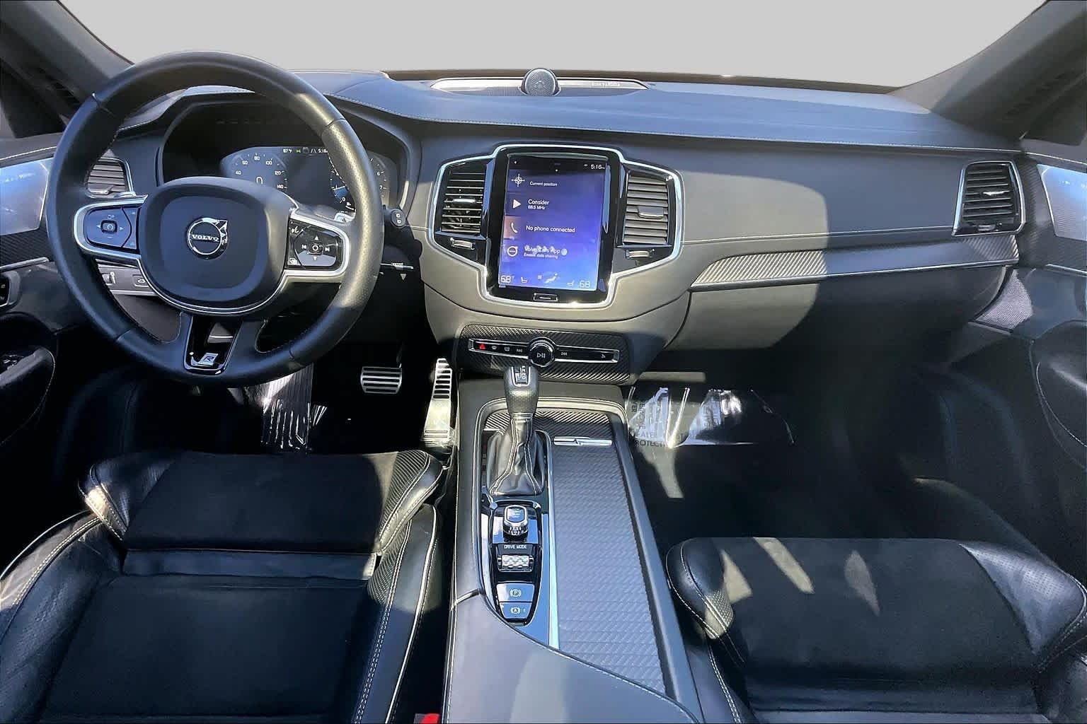 Used 2019 Osmium Grey Metallic Volvo R-Design image 16