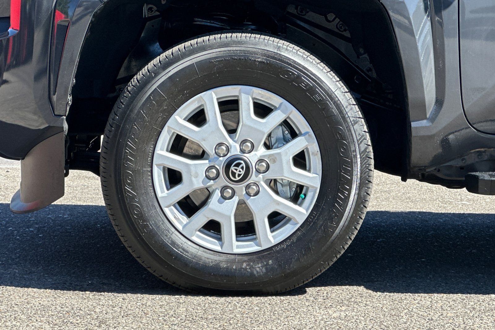 Used 2025  Toyota SR5 image 25