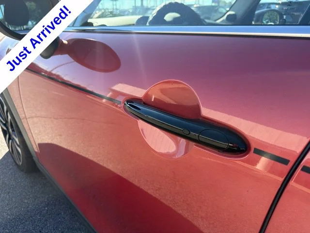Used 2021  MINI Classic image 15