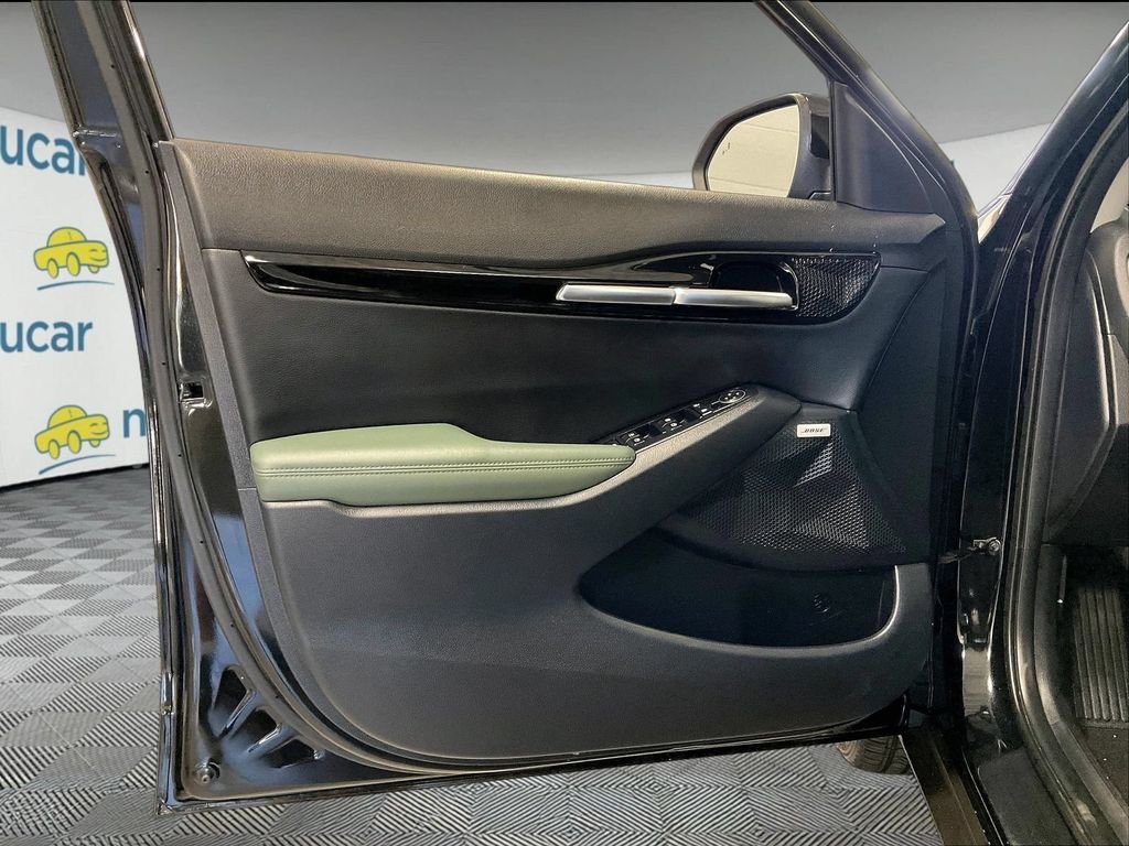 Used 2024 Black Kia SX image 9