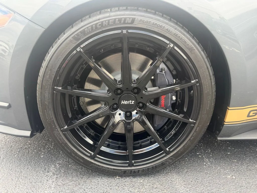 Used 2022 Gray Metallic Ford GT Premium image 15