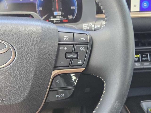 2025 Toyota Crown Signia Limited - Photo 25