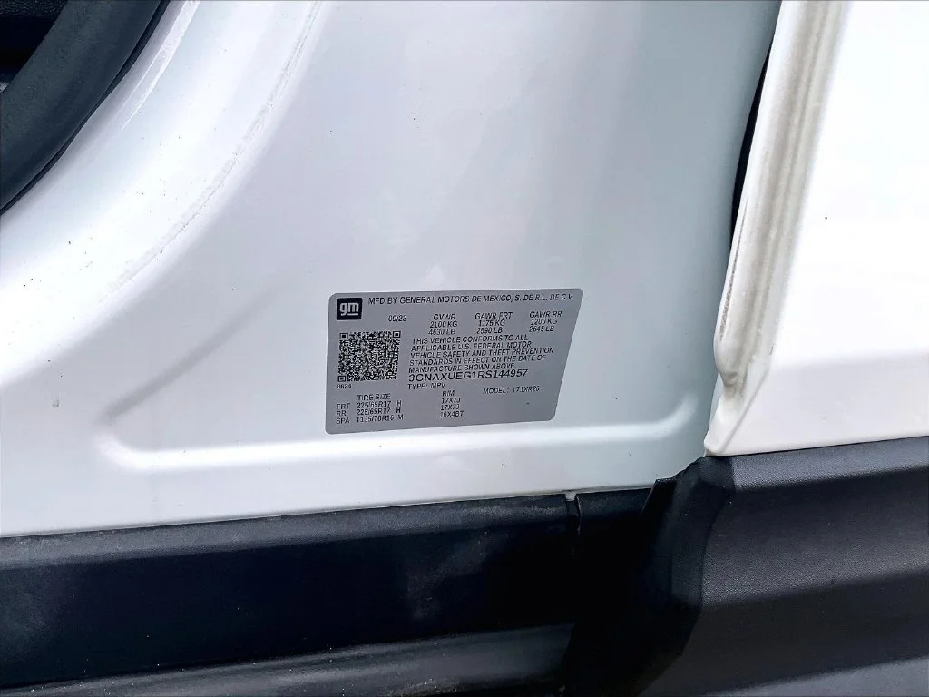 Used 2024 White Chevrolet LT image 23