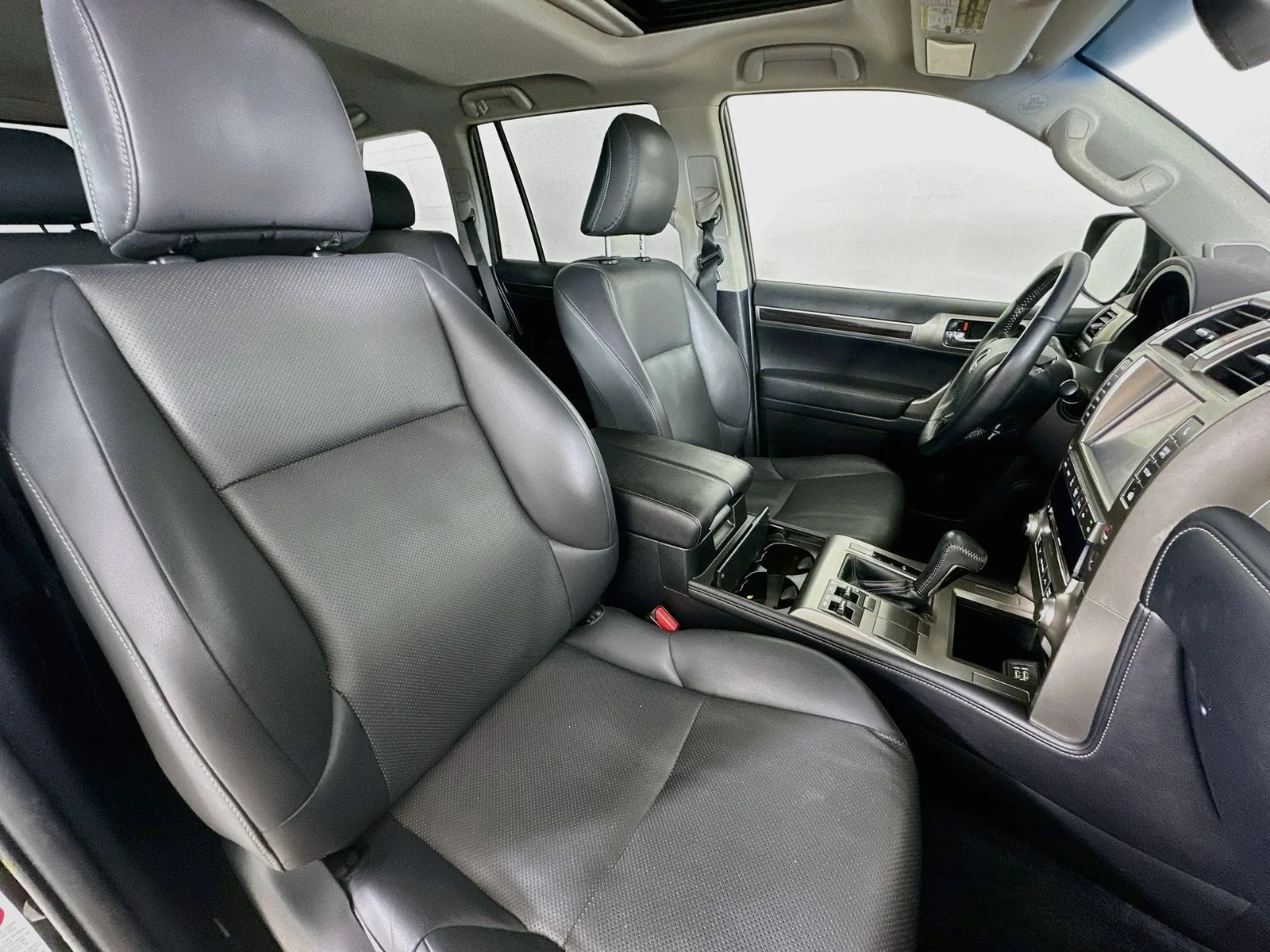 Used 2014 Black Lexus  image 45