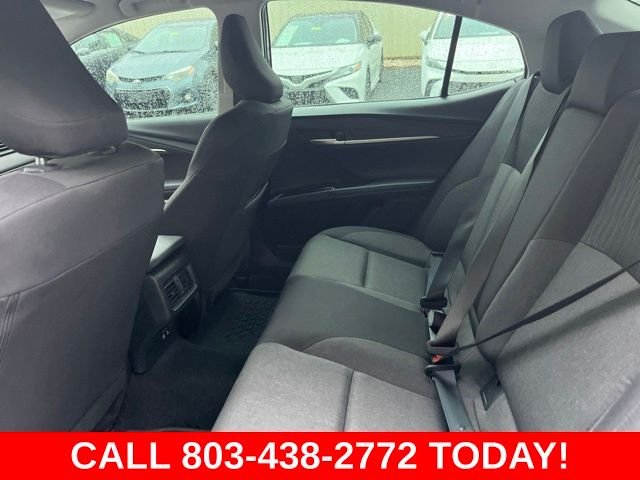 Used 2025  Toyota LE image 12