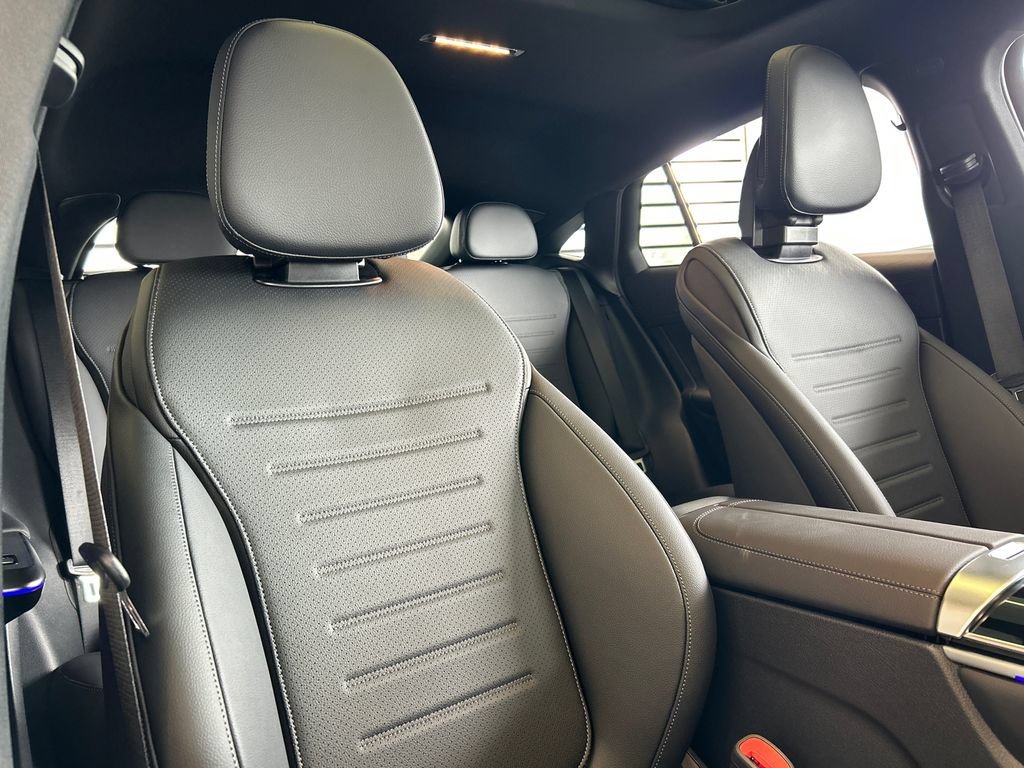 New 2027 Black Mercedes-Benz GLC 300 image 62