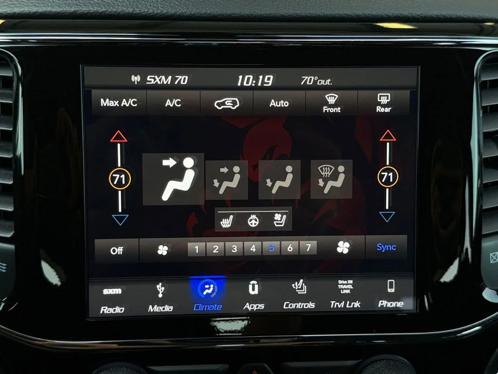 Used 2019 Red Jeep Limited image 24