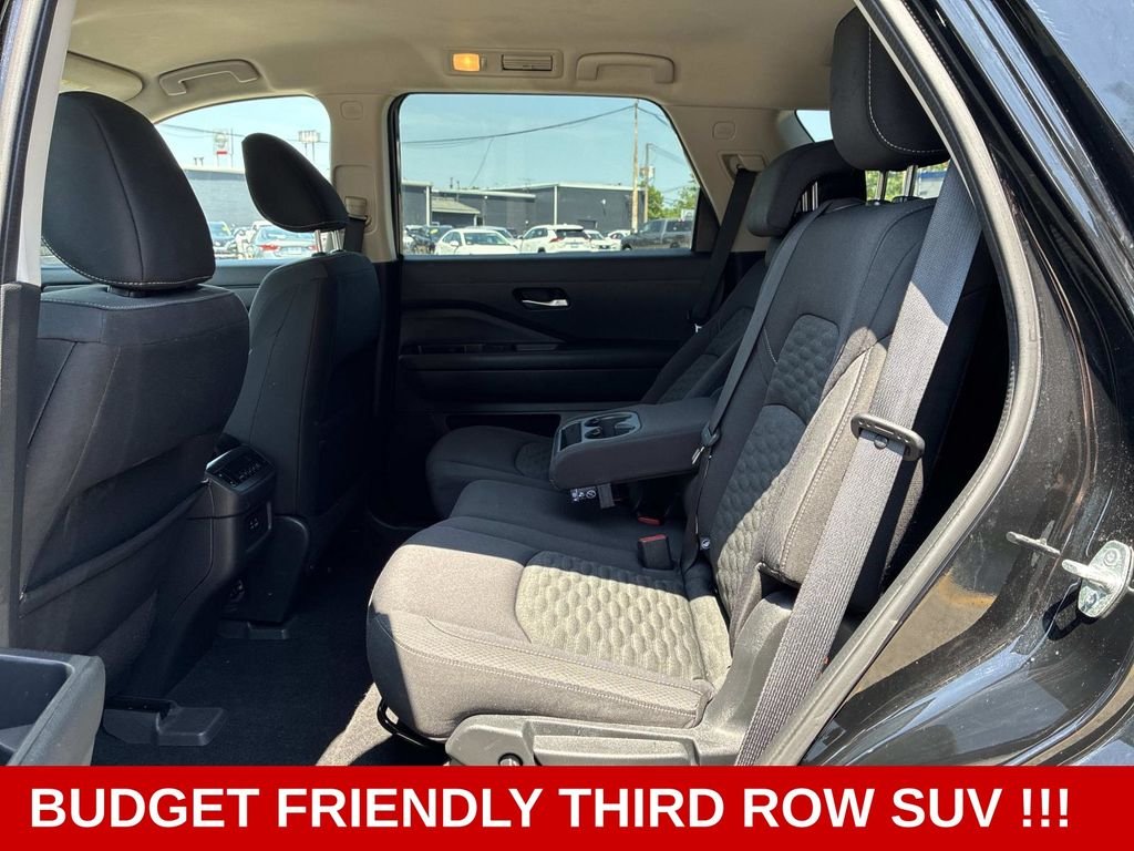 Used 2022 Black Nissan SV image 15