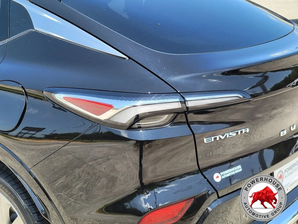 Used 2024 Black Buick Avenir image 12