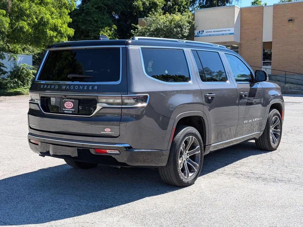Used 2022 Gray Jeep Series I image 3