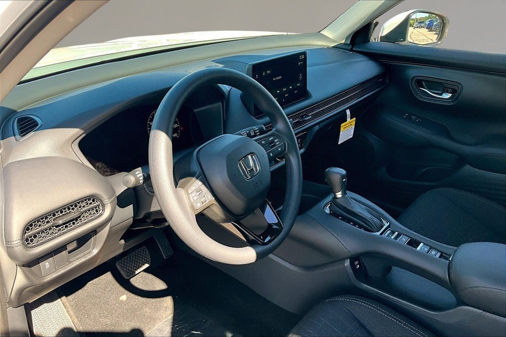 New 2027 Platinum White Pearl Honda LX image 9